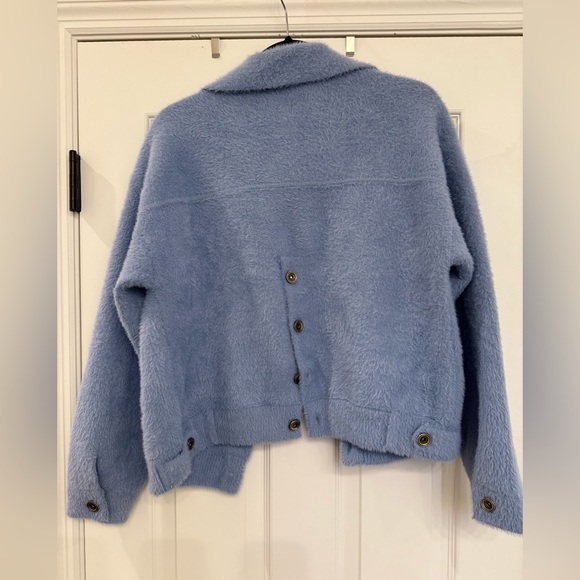 RINO & PELLE Bubbly Short Knitted Jacket In Light Blue Fuzzy Sweater Medium - Picture 10 of 11